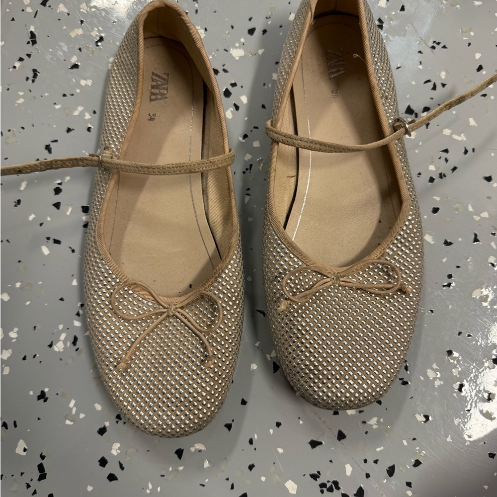 Zara girls  Beige Ballet Flats